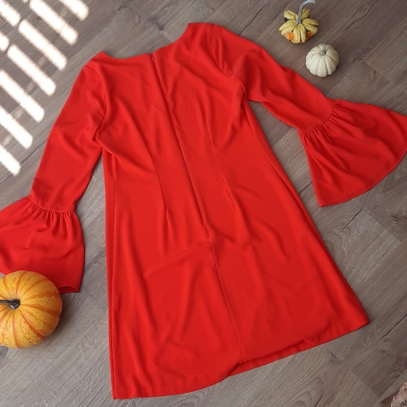 Bright Red Bell Sleeve Dress - Picture 4 of 7